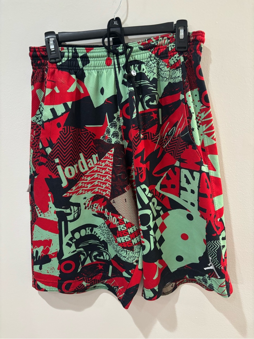 Nike Air Jordan Shorts Medium - Picture 4 of 5